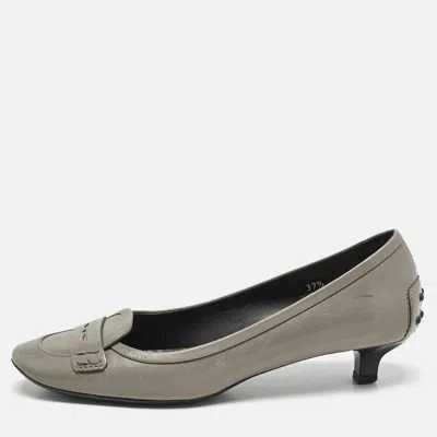 Tod's Green Leather Loafer Pumps In Gray