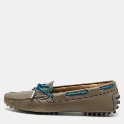 Tod's Grey/blue Leather Gommino Bow Slip On Loafers In Gray