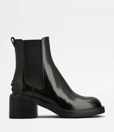Tod's Leather Ankle Boots In Black