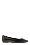 Tod's Leather Chain Ballerina Flats In Black