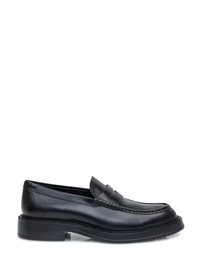 Tod's Leather Loafer In Black