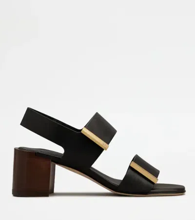 Tod's Leather Sandals In Black