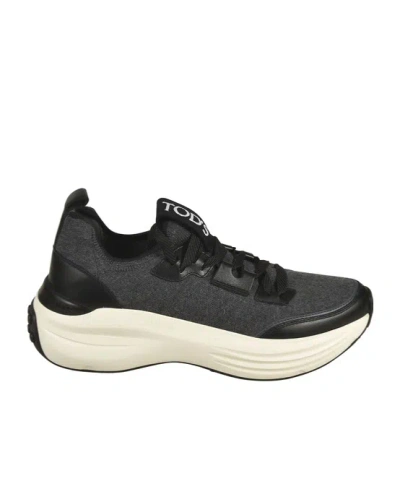 Tod's Logo Detailed Lace-up Sneakers In Black