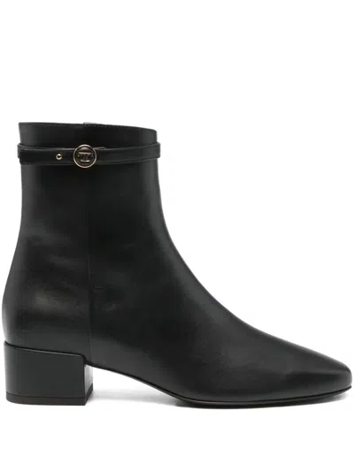 Tod's Low Ankle Boot T. 035 Shoes