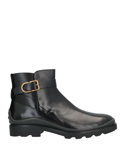 Tod's Ankle Boots In Black