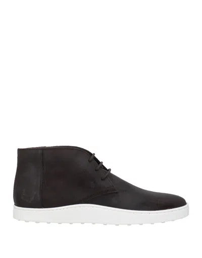 Tod's Ankle Boots In Brown