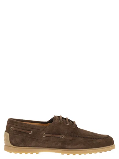 Tod's Men Suede Boat Shoe In Multi