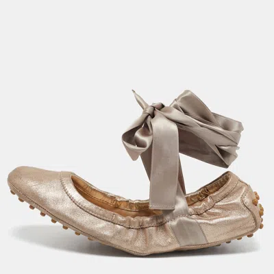 Tod's Metallic Bronze Nubuck Leather Scrunch Ribbon Ballet Flats In Gold