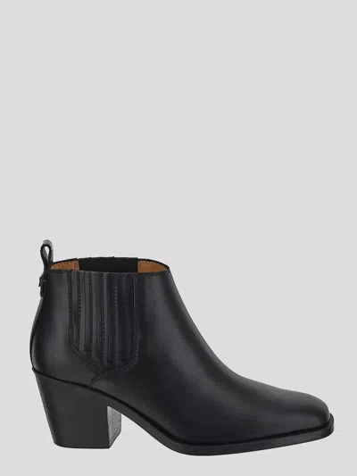 Tod's Shoe