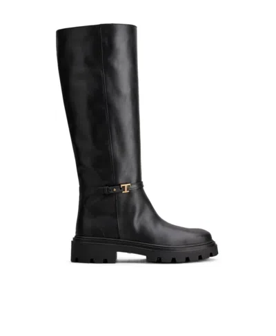 Tod's Logo-plaque Leather Boots In Black
