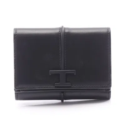 Tod's T Timeless Leather Trifold Wallet In Black