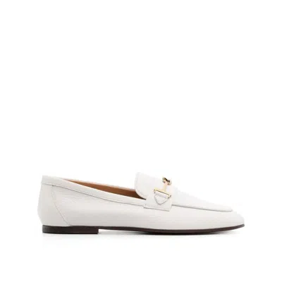 TOD'S TOD'S WHITE CALFSKIN SLIP-ON LOAFERS