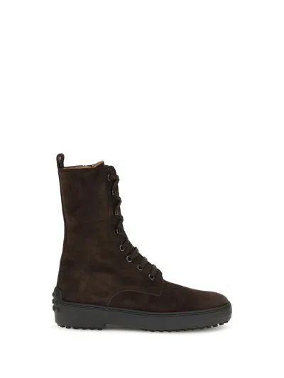 Tod's Winter Gommino Boot In Brown