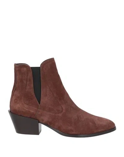 Tod's Woman Ankle Boots Brown Size 7 Leather