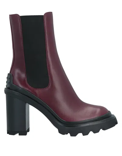 Tod's Ankle Boots In Maroon