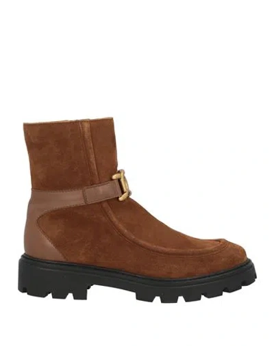 Tod's Woman Ankle Boots Camel Size 11 Leather In Beige
