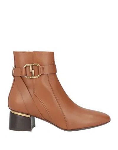 Tod's Woman Ankle Boots Camel Size 4.5 Leather In Nude