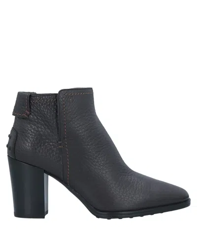 Tod's Ankle Boots In Dark Brown