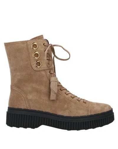Tod's Leather Ankle Boots In Brown