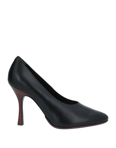 Tod's Pumps In Black