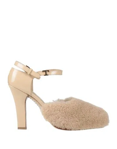 Tod's Woman Pumps Sand Size 8 Shearling, Leather