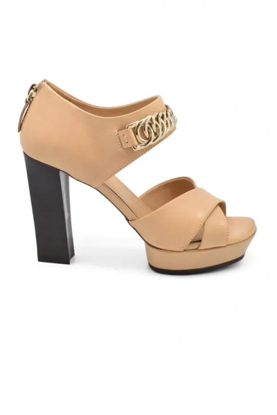 Tod's Women Sandals In Cream
