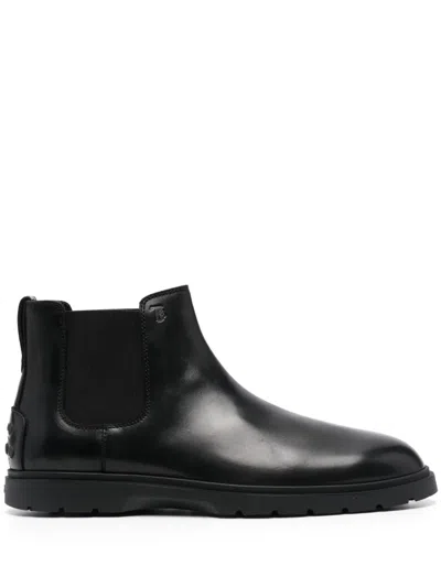 Tod's Tronchetto Slip-on Leather Boots In Black