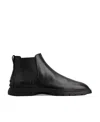 Tod's Tronchetto Slip-on Leather Boots In Black