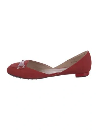 Pre-owned Tod's Velvet Loafers In Red