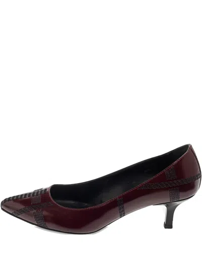 Pre-owned Tod's Vintage 2024  Pointed-toe Embroidered Leather Pumps