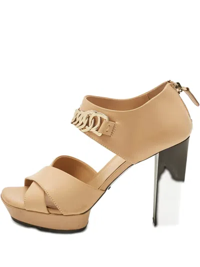 Pre-owned Tod's Vintage Chain Strap Sandals In Neutral