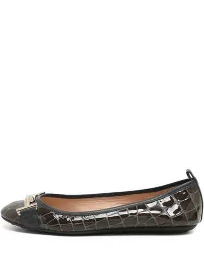 Pre-owned Tod's Vintage Crocodile-embossed Leather Ballet Flats In Green