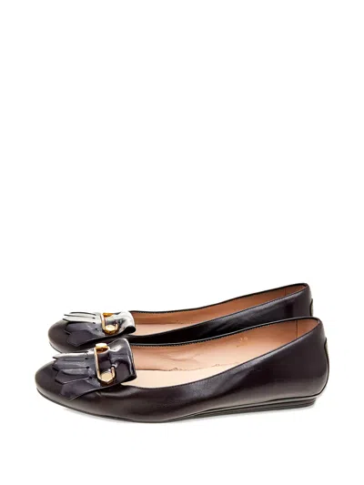 Pre-owned Tod's Vintage Fringe-trim Leather Ballet Flats In Red