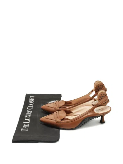 Pre-owned Tod's Vintage Kitten-heel Leather Pumps In Brown