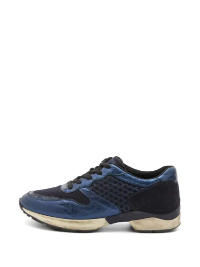 Pre-owned Tod's Vintage Leather-panelled Low-top Sneakers In Black