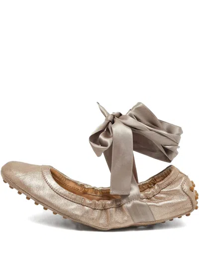 Pre-owned Tod's Vintage  Nubuck-leather Ribbon-fastening Ballet Flats In Neutral