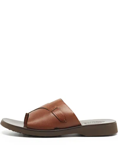 Pre-owned Tod's Vintage Slip-on Leather Sandals