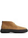 Tod's W. G. Heritage Desert Boots In Neutrals