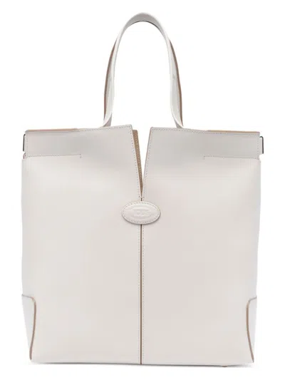 Tod's Women's Elegant Leather Bag Design