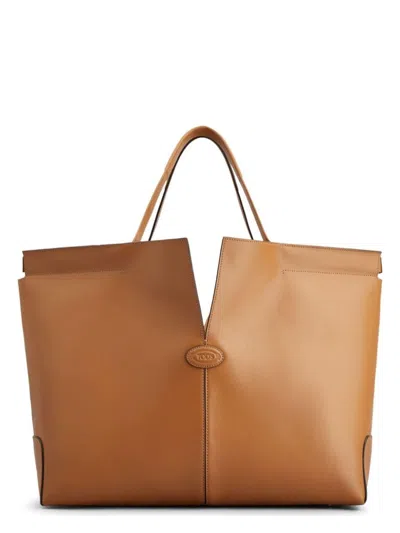 Tod's Women's Elegant Leather Bag Design