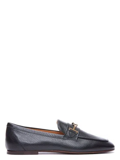 Tod's Women's Moccasin In Black