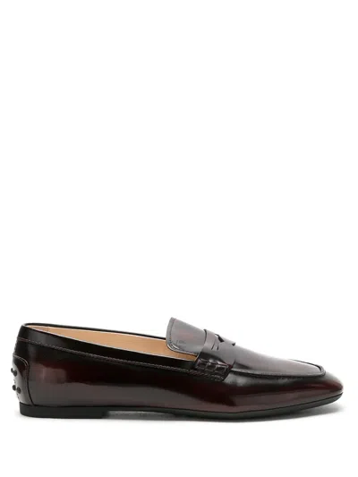 Tod's Tods Womens Bordeaux Loafer In Brown