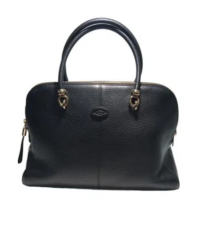Tod's Zippered Shoulder Bag In Black