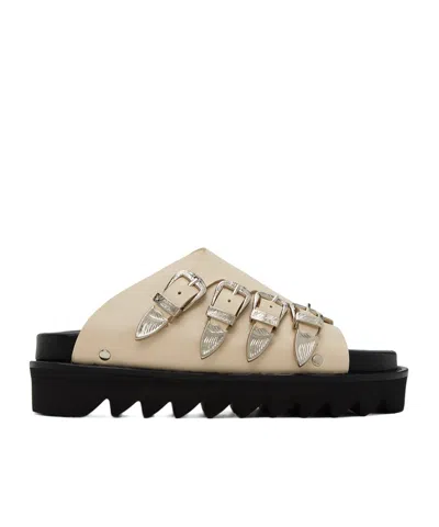Toga Buckle Details Flip-flops In Nude