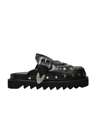 Toga Buckled Clogs In Black
