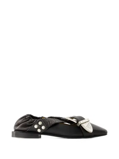 Toga Buckled Ruched Flats In Black