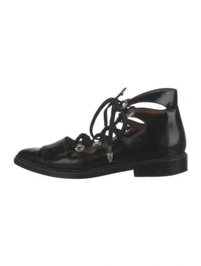Pre-owned Toga Leather Flats In Black