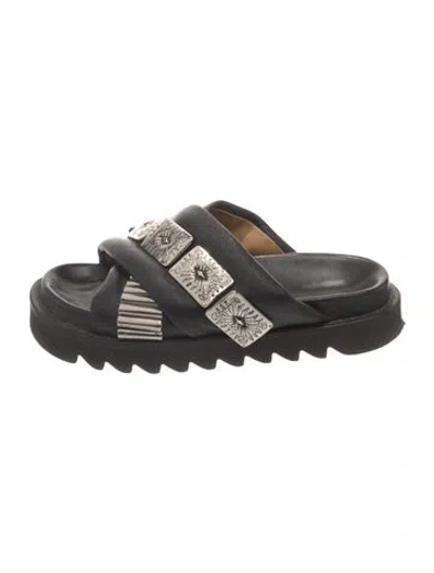 Pre-owned Toga Leather Slides In Black