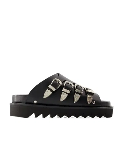 TOGA TOGA PULLA WESTERN-BUCKLE SLIP-ON SANDALS