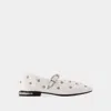 Toga Pulla Aj1342 Ballerinas In White
